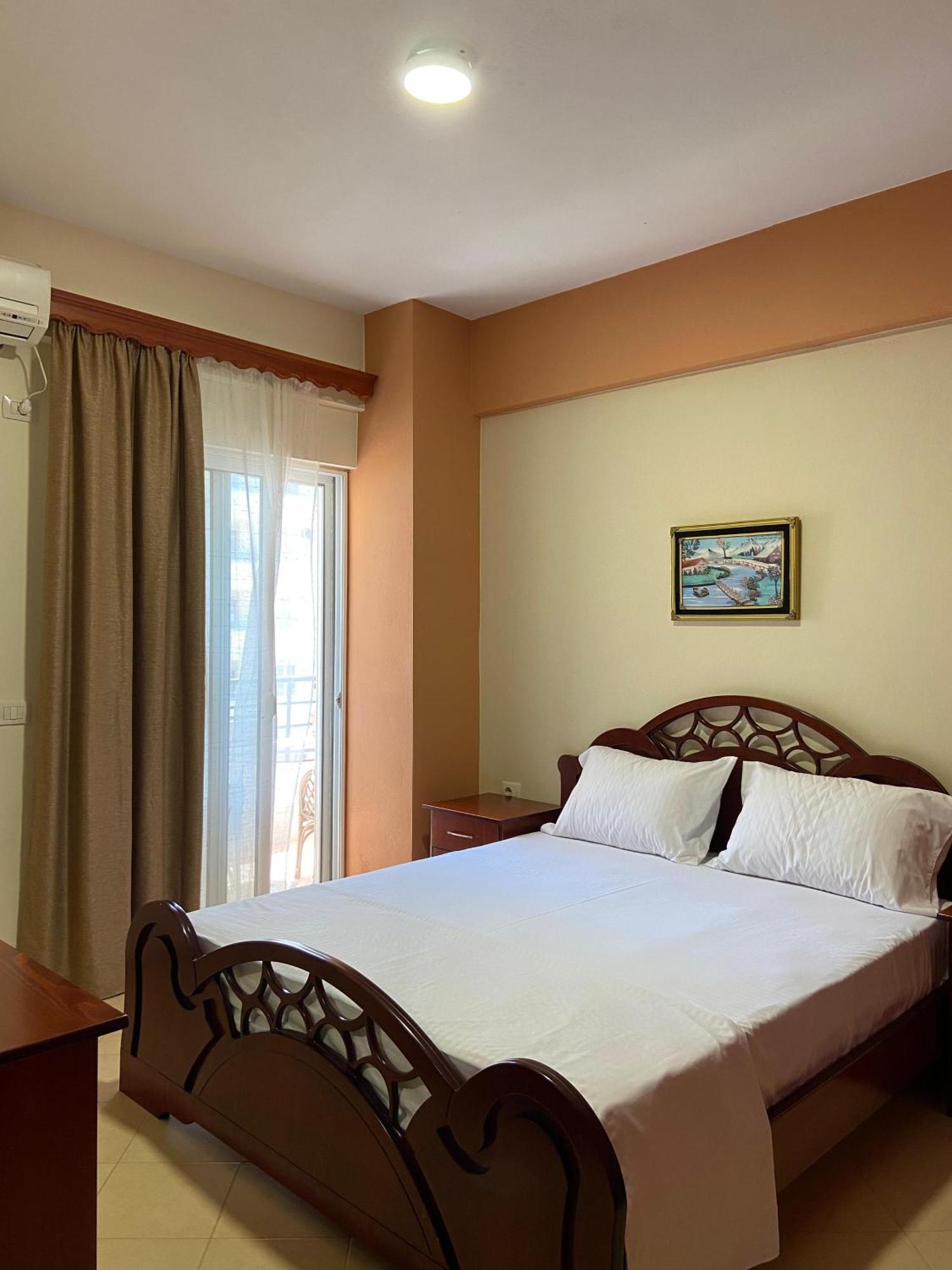 Holiday Apartment Bido Sarandë Exteriör bild